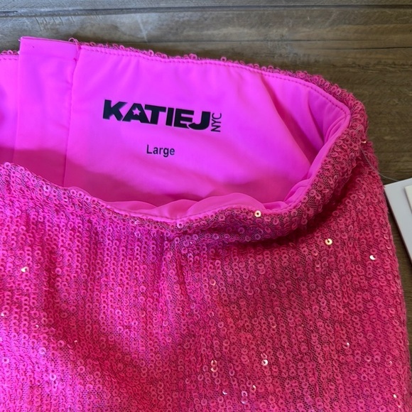 Katie J NYC Pink Sequin Slit Mini Skirt TAYLOR SEQUIN MINI SKIRT - Picture 7 of 7